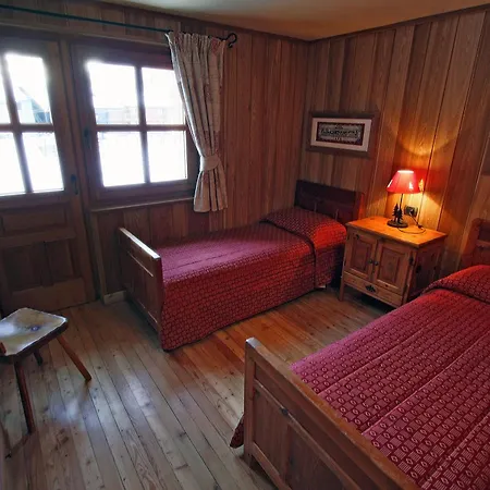 Apartamento Champoluc Apartment *