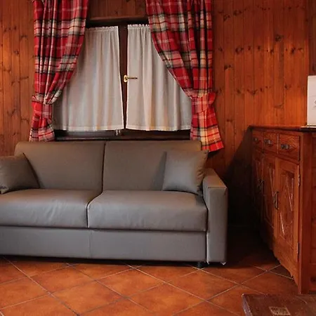 Champoluc Apartment Daire Champoluc