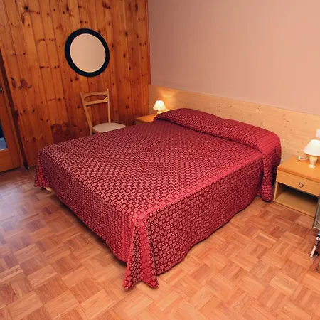 Champoluc Apartment *