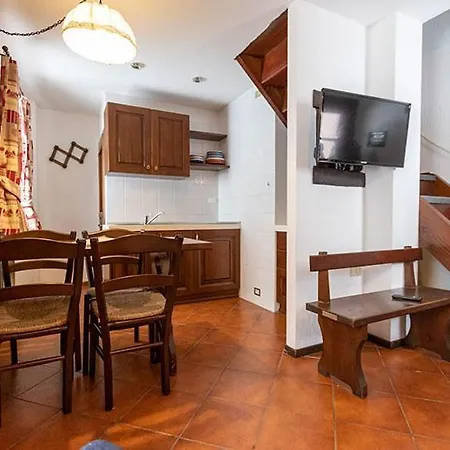 Appartement Champoluc Apartment *