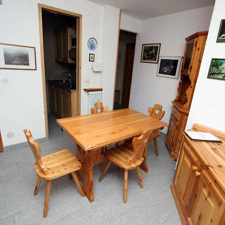 Champoluc Apartment *