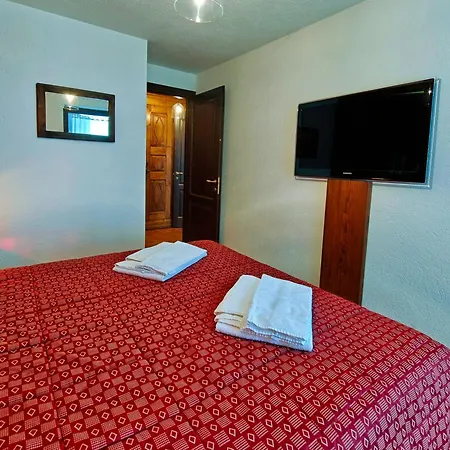 Champoluc Apartment Appartamento Champoluc