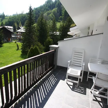 Appartamento Champoluc Apartment Champoluc