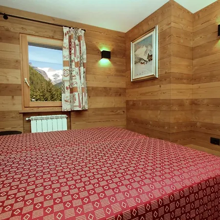 Champoluc Apartment *