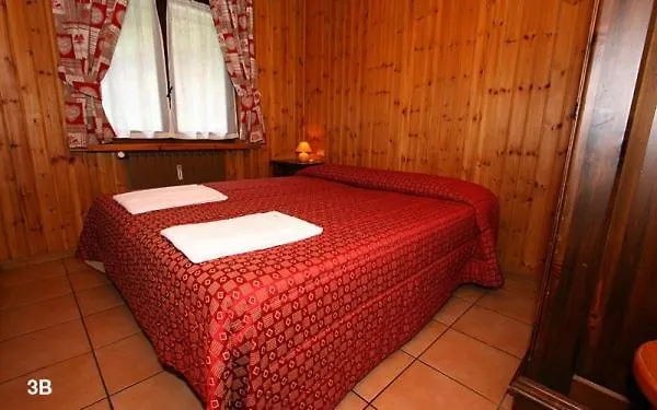 Champoluc Apartment Lägenhet