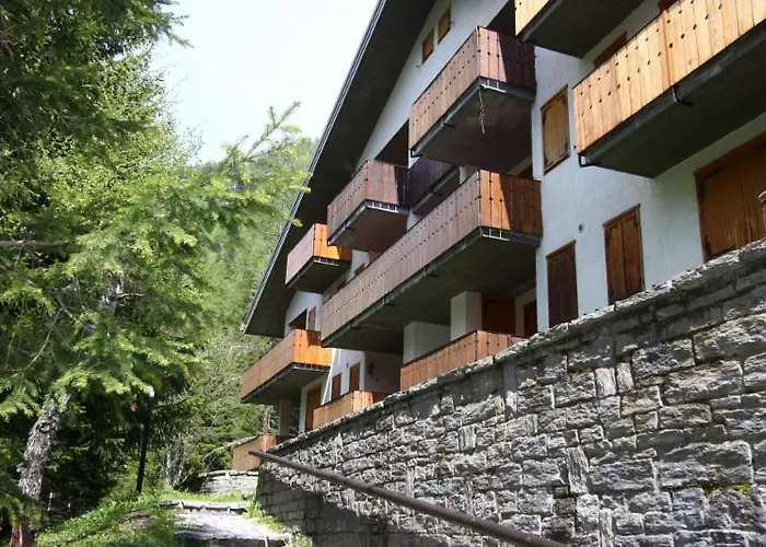 Champoluc Apartment *