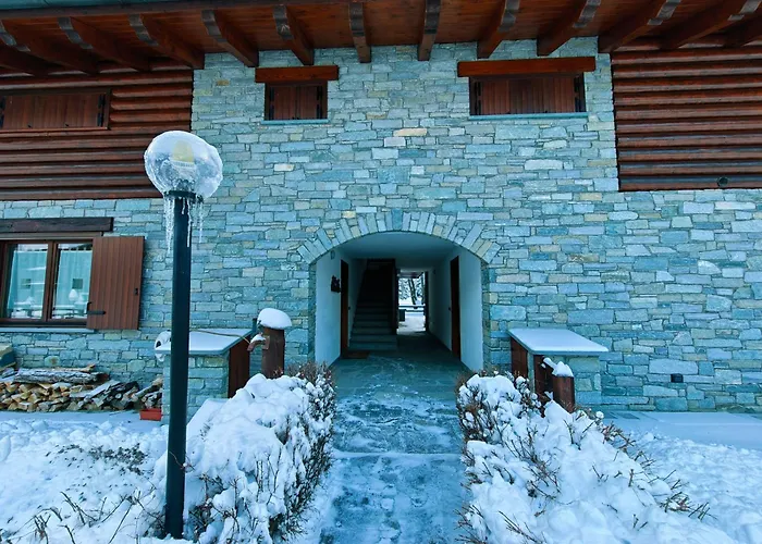 Champoluc Apartment Lägenhet *