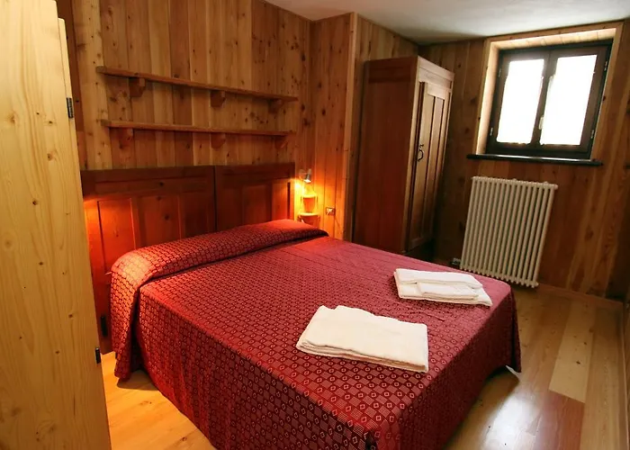 Champoluc Apartment Lägenhet *